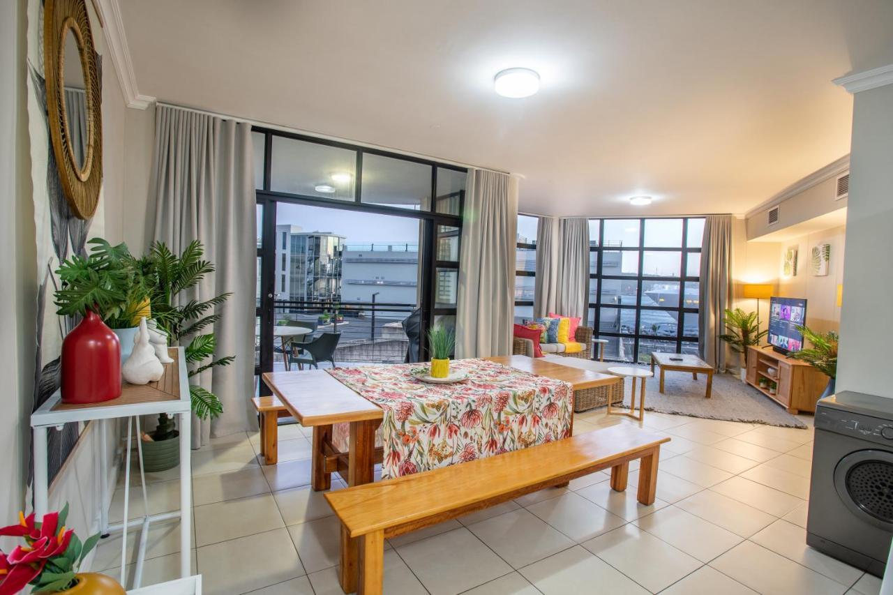 Stay At The Point - Triumphant Tropical Tranquility Durban Esterno foto