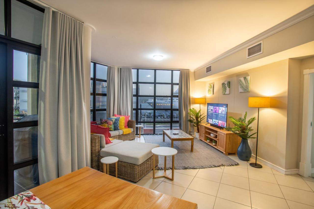 Stay At The Point - Triumphant Tropical Tranquility Durban Esterno foto
