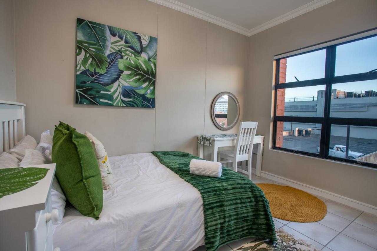 Stay At The Point - Triumphant Tropical Tranquility Durban Esterno foto